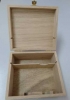 drvena kutija, unutrašnjost juta/ wooden box in side