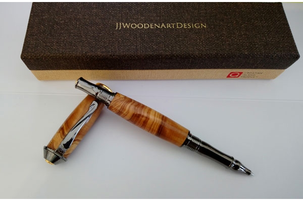 kemijska olovka od maslinova drva, pozlaćena / Olive Wood Pen, gilded 