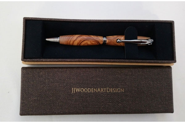 kemijska olovka od maslinova drva u kiutiji / Olive Wood Pen, gilded 
