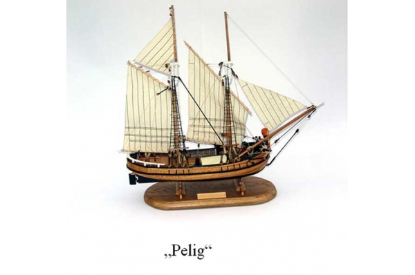 pelig, drvena maketa / Pelig, wooden boat model